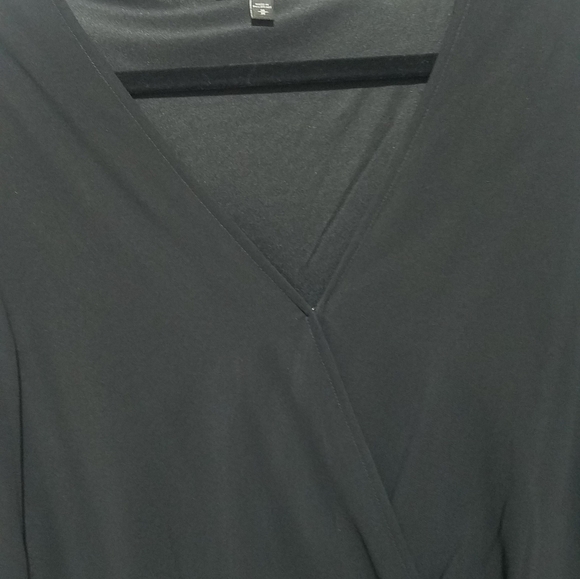 Express shorts romper - Picture 4 of 4